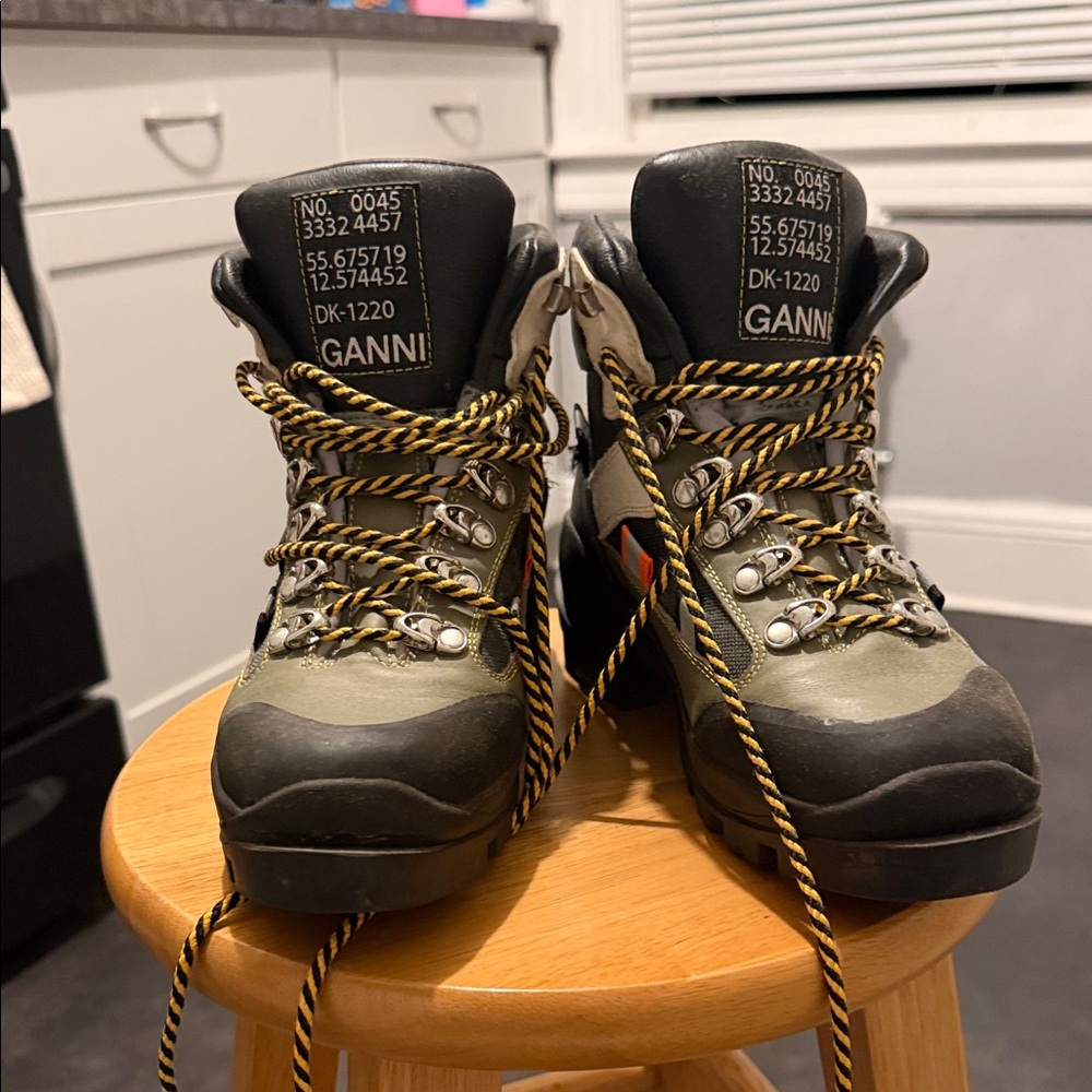 Ganni women’s Black and Olive Hiking Boots